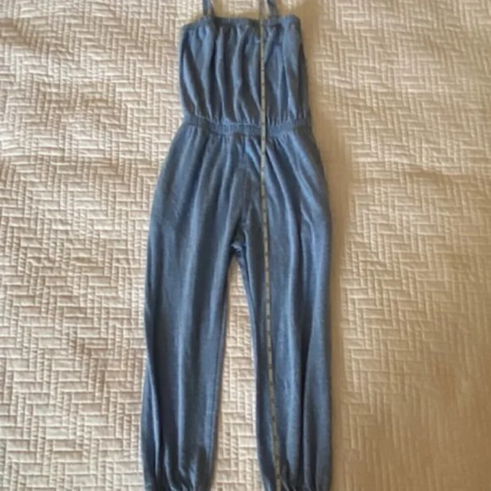 3 PIECE LOT OF GAP, H&M, AND AMERICAN APPAREL